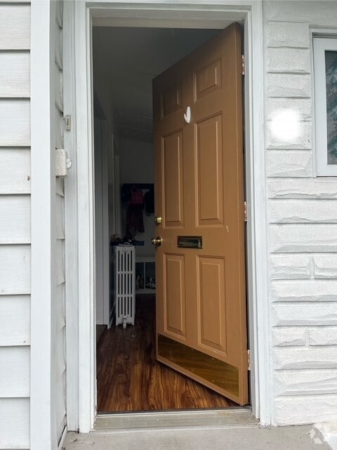 Building Photo - 23 Intervilla Ave Rental