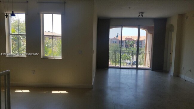 Photo - 6700 NW 114th Ave Unit 931