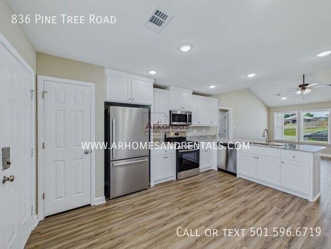 Photo - 836 Pine Tree Rd