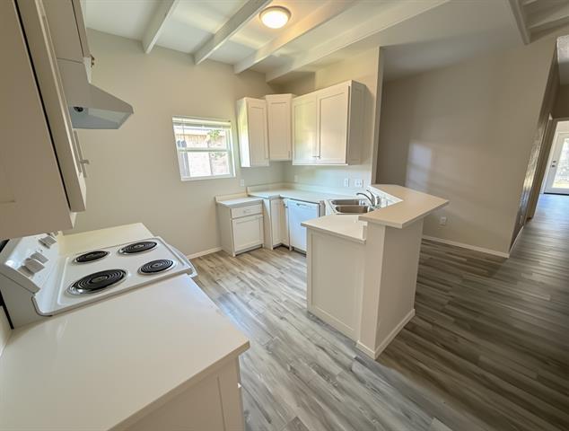 Photo - 221 San Angelo Ave
