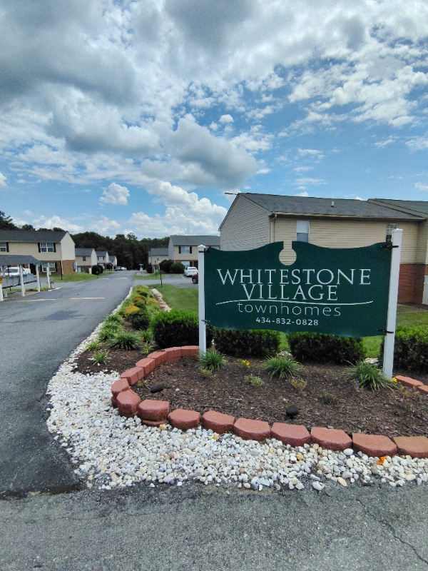Photo - 23 Ferguson Dr Townhome