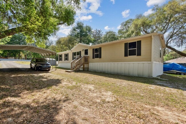 Building Photo - 6830 Deer Springs Rd Rental