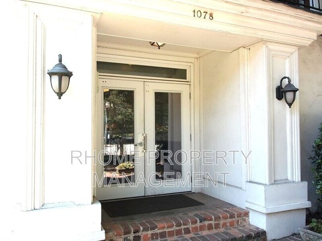 1078 Piedmont Ave NE Unidad NE #205