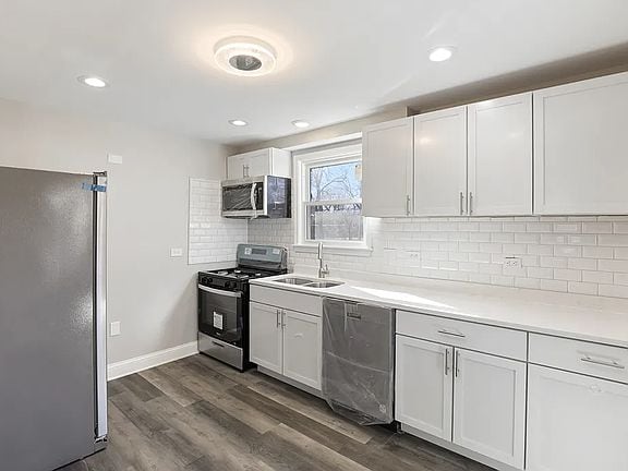 Photo - 7 Division St