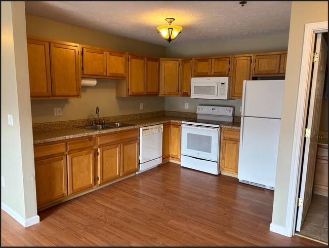 Photo - Lakepointe Apartment Homes