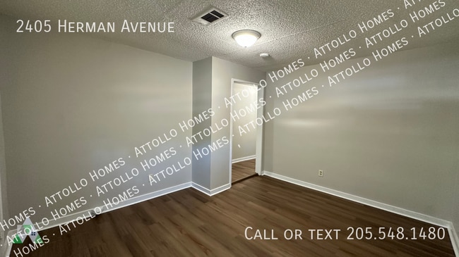 Photo - 2405 Herman Ave