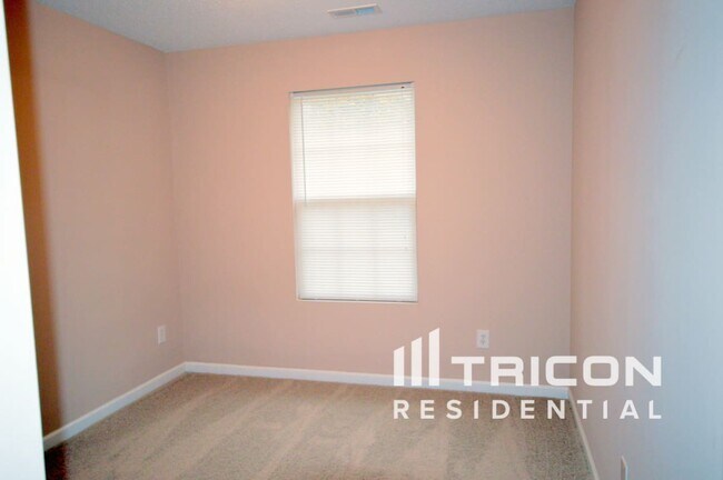 Photo - 5325 Oakley Commons Blvd