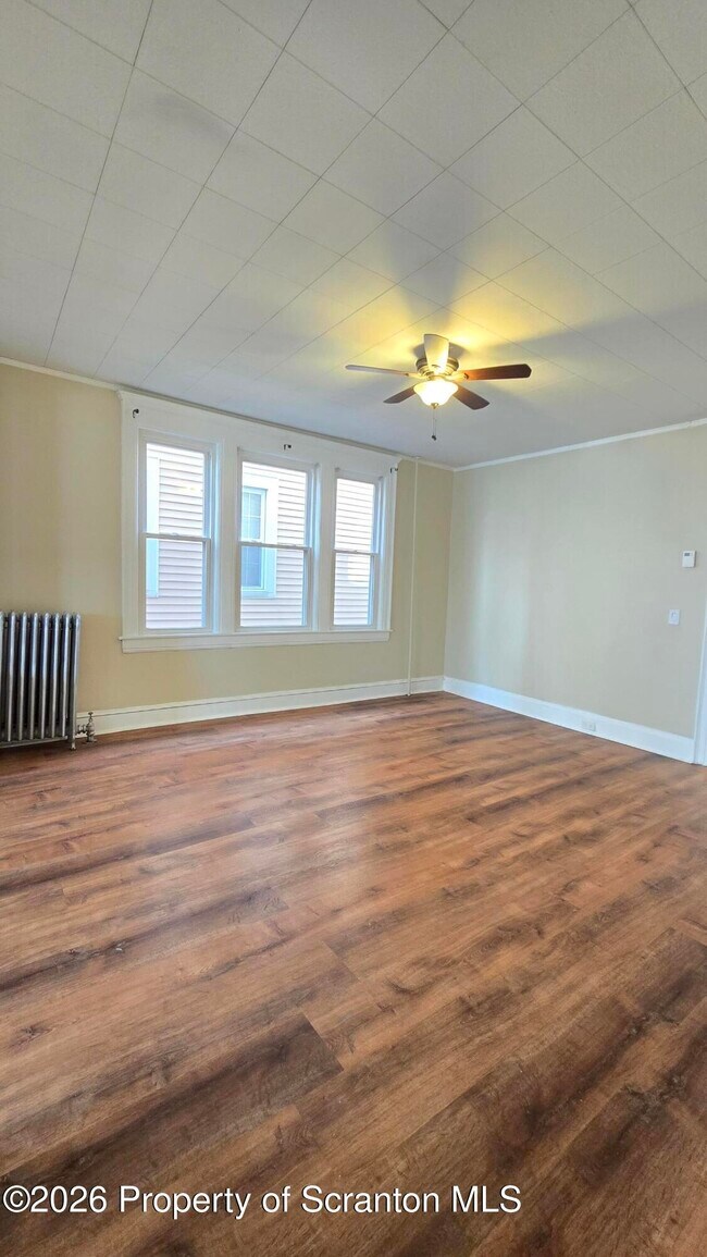 Photo - 543 N Sumner Ave