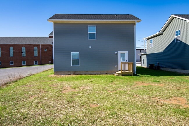 Photo - Maryville 37804 - Beautiful Maryville City home for rent! 4 bedroom, 2 bath home - Call Jeremy Lo...