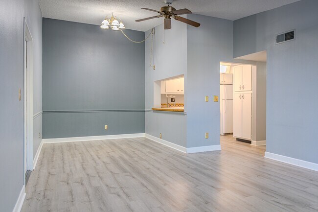 Photo - 8215 Sun Spring Cir