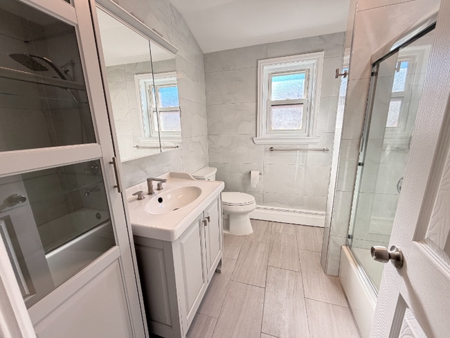 Photo - 3189 Hatting Pl Unidad 2