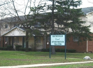 Richfield Court - Green Garden Villa Apartments