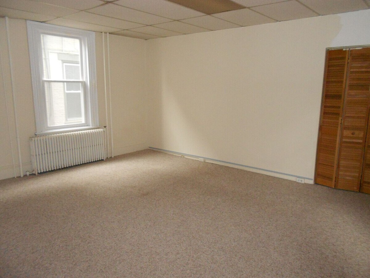 Photo - 148 E Queen St Unit Apt. 1