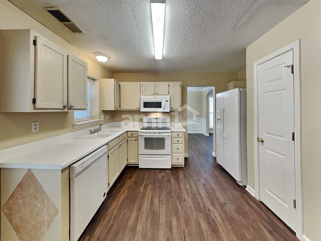 Photo - 7410 Henderson Park Rd