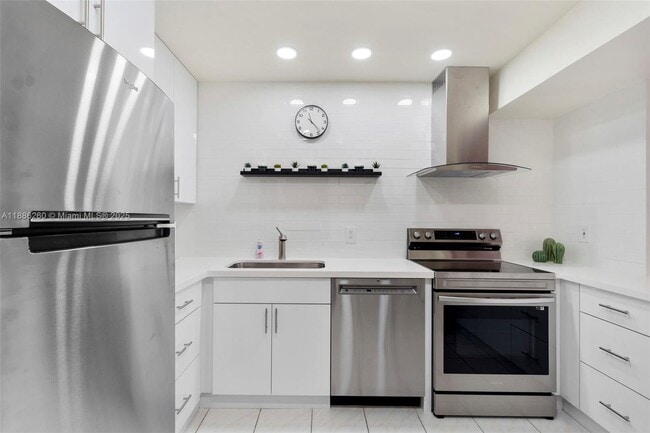 Photo - 2401 S Ocean Dr Unit 304