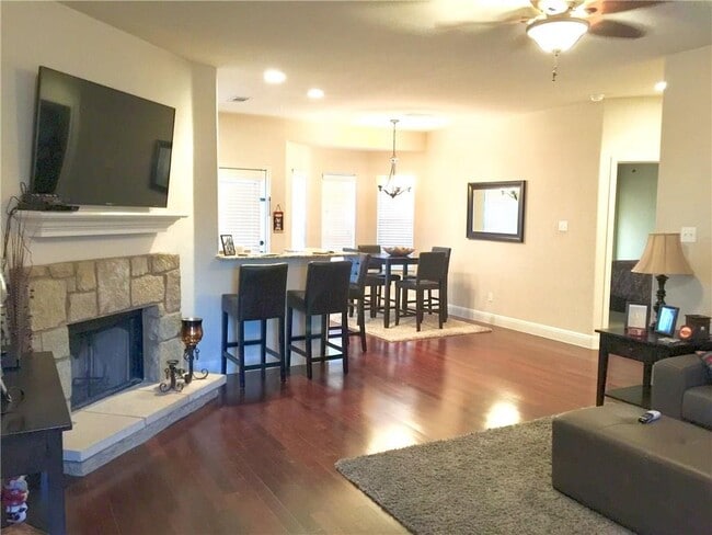 Photo - 10052 Janet Loop