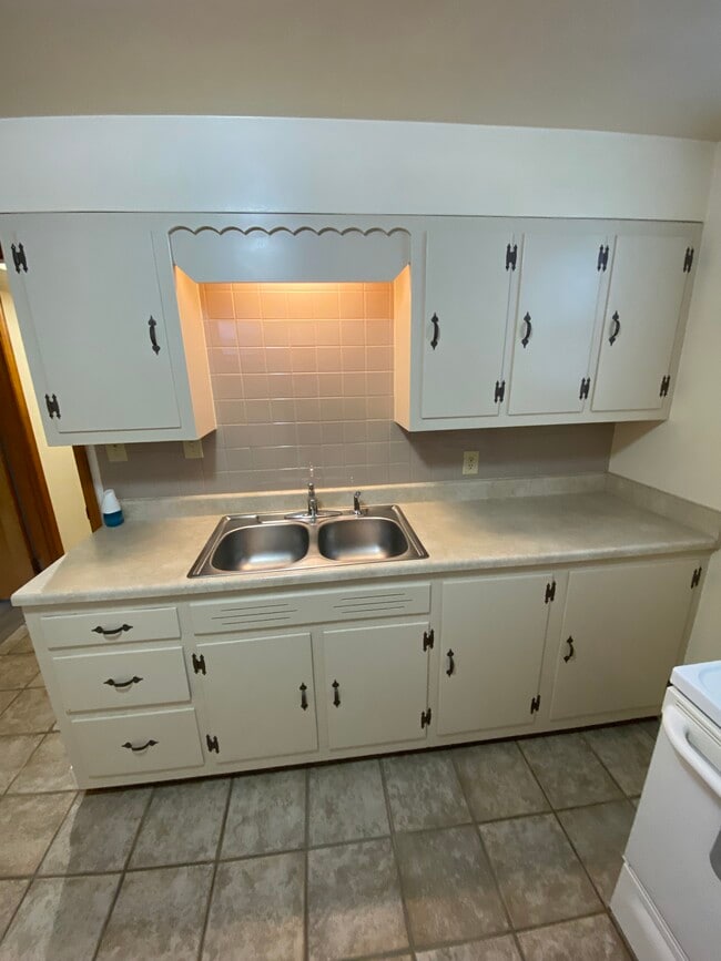 Photo - 6 Wellington Ct Apartments Unit 6A