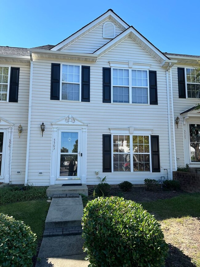 West End Townhome - West End Townhome