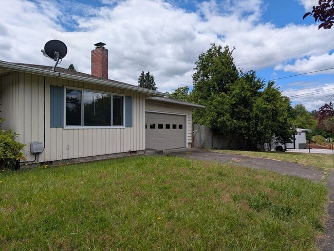 Photo - Ranch Style 3-Bedroom, 1-Bath Home In East Eugene!