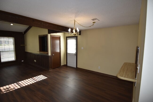 Photo - Charming 3-Bedroom Home in Cordova-Comfort & Convenience!