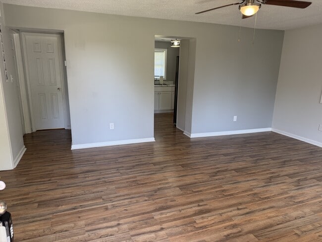 Photo - 1273 Halltown Rd