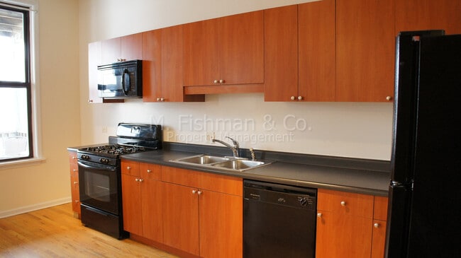 Photo - 1813 N Milwaukee Ave