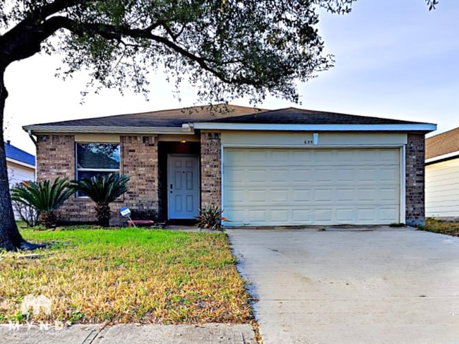 Building Photo - 635 Ashlen Dr