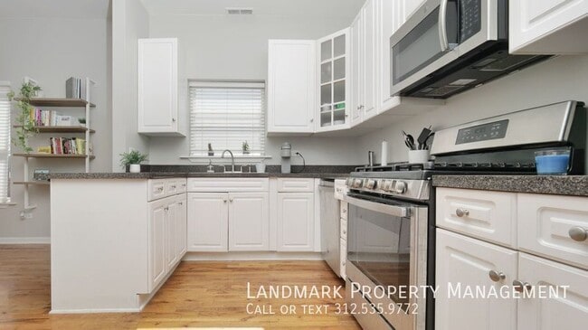 Photo - 4537 S King Dr Unit 3
