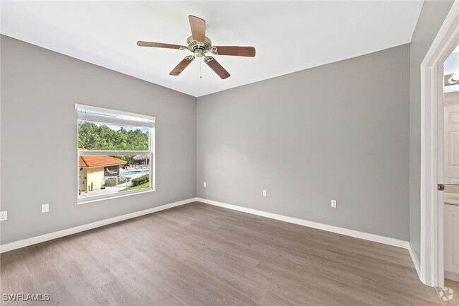 Building Photo - 9185 Celeste Dr Unit 1-206 Rental