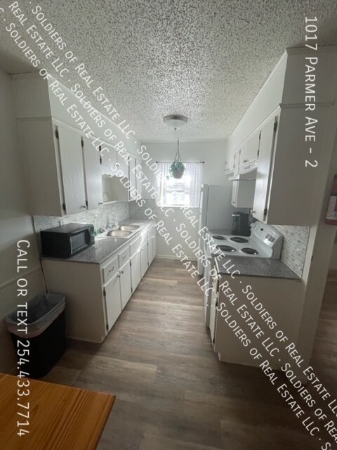 Photo - 1017 Parmer Ave Unidad 2