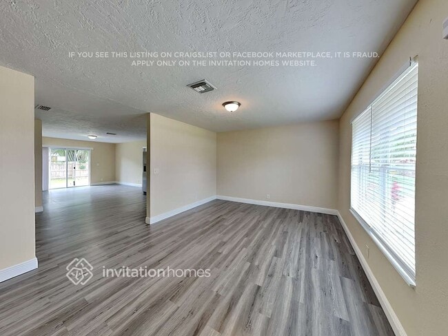 Photo - 4582 Carthage Cir N