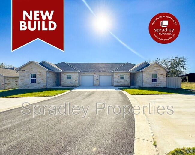 Building Photo - 4899 W Amity Rd Rental