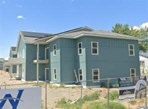 Photo - 215 NW 11th St