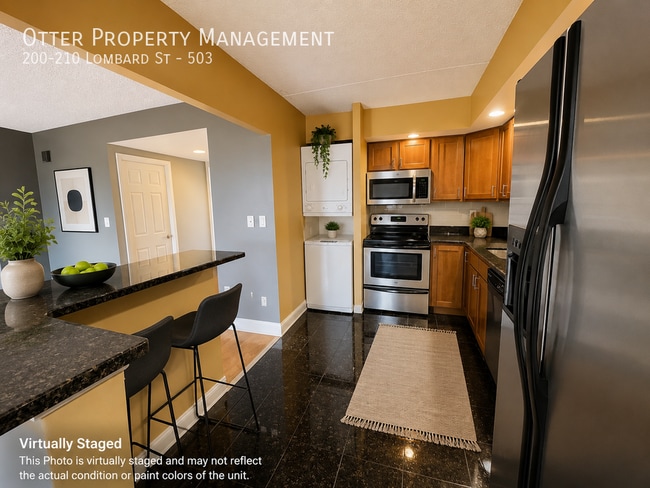 Photo - 200-210 Lombard St-503