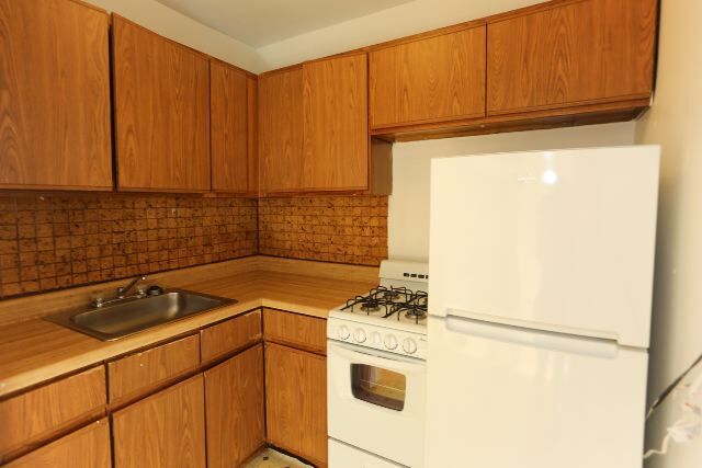 Photo - 653 W Belmont Ave Unit 112