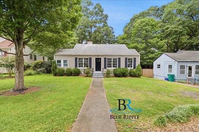 Building Photo - Renovated 2/1 Williams Park Smyrna across from Market Village! Fenced Yard and Pet Friendly