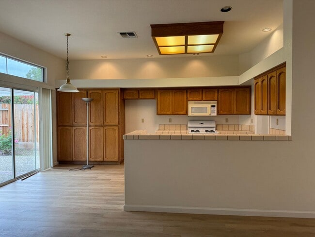 Photo - Charming Roseville home with LVP flooring!