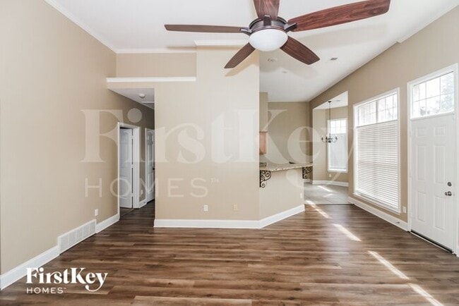 Photo - 8233 Sawyer Mill Cove