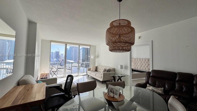 Photo - 1750 N Bayshore Dr Unidad 1810