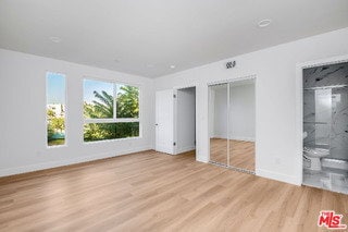 Photo - 10801 Kling St