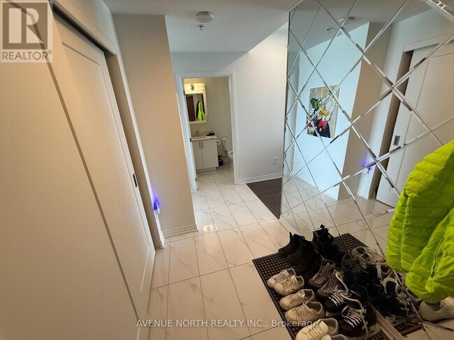 Photo - 805 Carling Ave Unit 3302