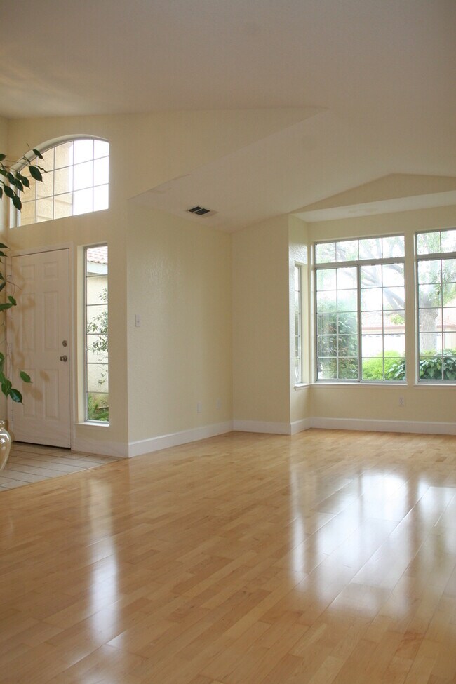 Photo - 10317 Walnut Creek Ct