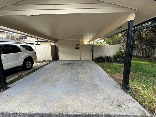 Photo - 1817 Townhall Ln