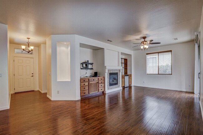Photo - 3 bedroom 2 bathroom home for Rent in Ston...