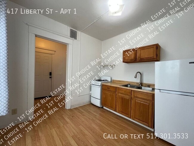 Photo - 417 Liberty St Unit Apt 1