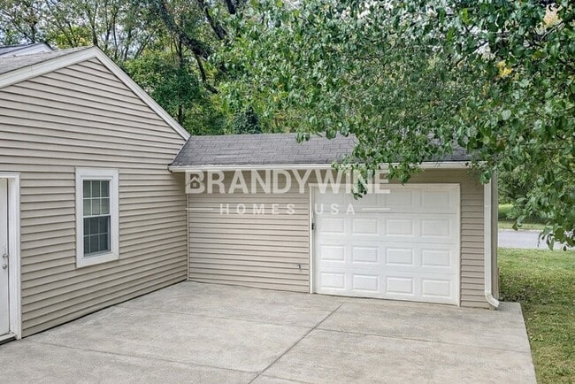 Photo - 702 Dunaire Way