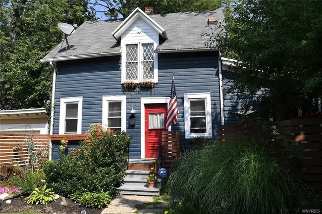 Photo - 421 Ashland Ave House