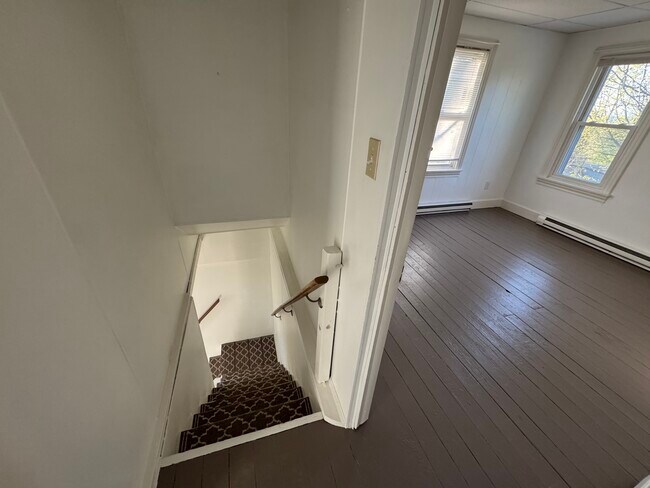 Photo - 301 N Market St