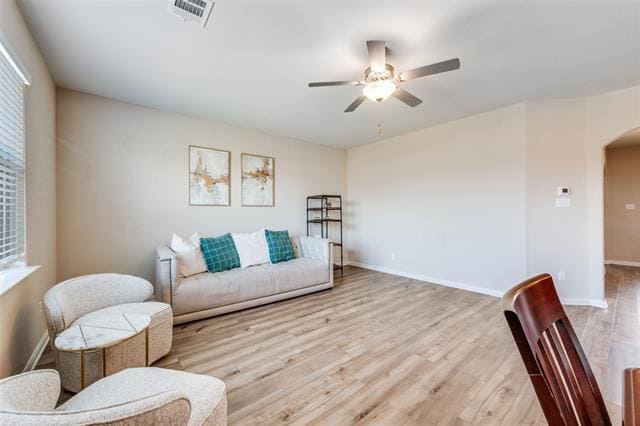 Photo - 505 Lowery Oaks Trl