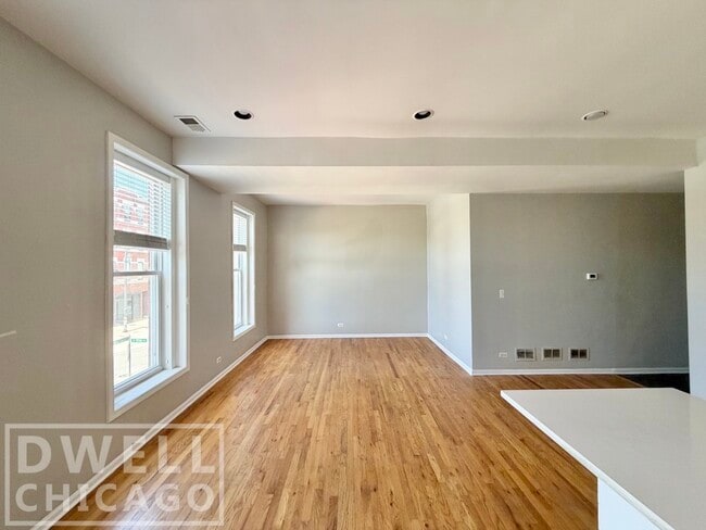 Photo - 1903 S Blue Island Ave Unit 2